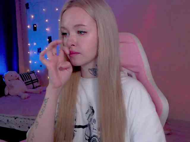 NaughtyMable webcam