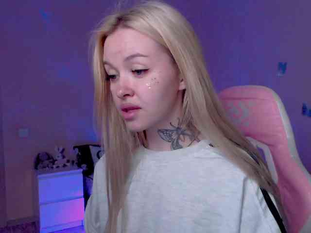 NaughtyMable webcam