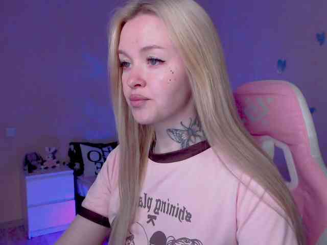 NaughtyMable webcam