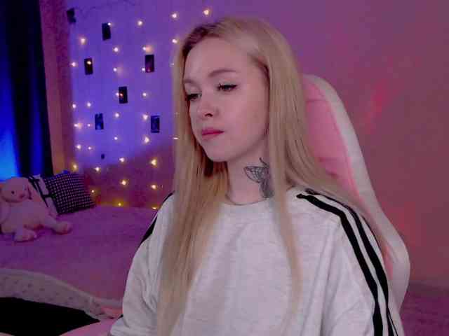 NaughtyMable webcam