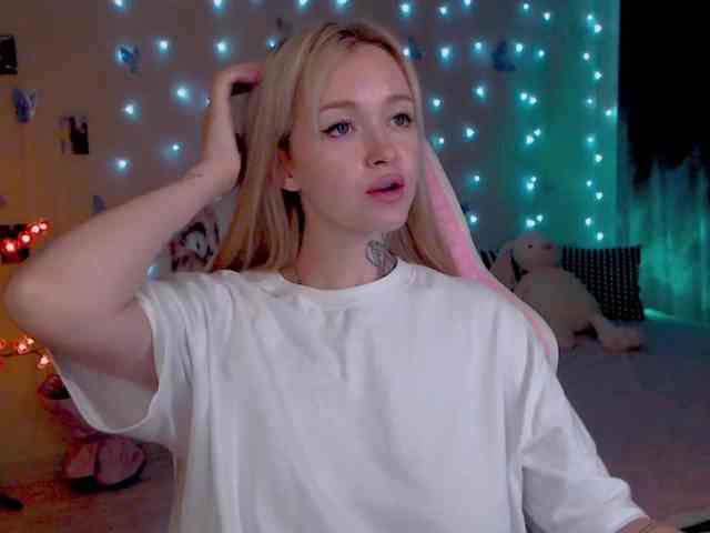 NaughtyMable Live Webcam on BongaCams