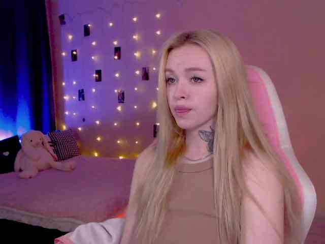 NaughtyMable webcam