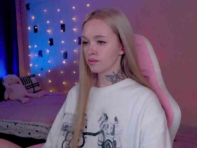 NaughtyMable webcam