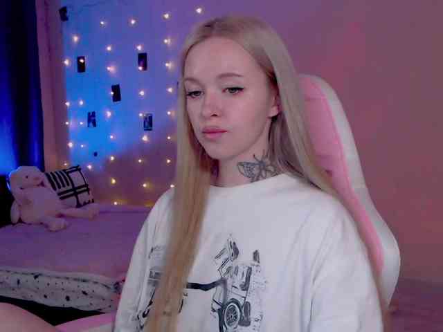 NaughtyMable webcam