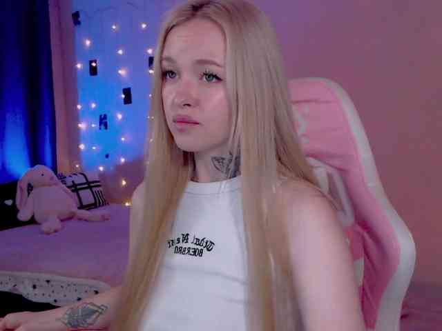 NaughtyMable webcam