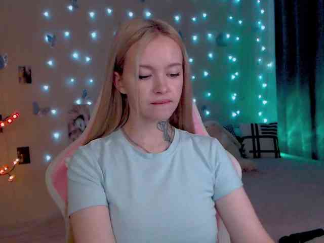 NaughtyMable webcam