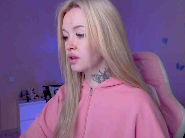 NaughtyMable webcam