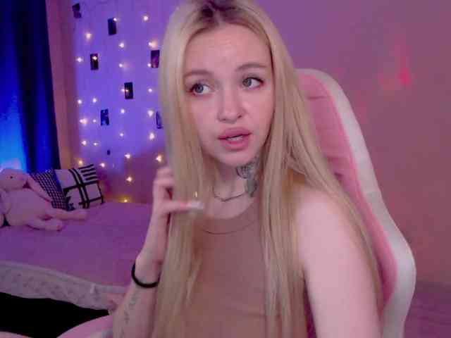 NaughtyMable webcam