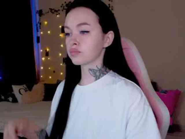 NaughtyMable webcam