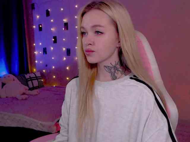 NaughtyMable webcam