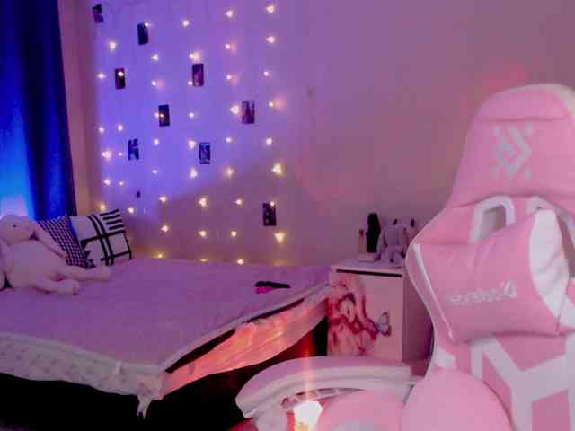 NaughtyMable webcam