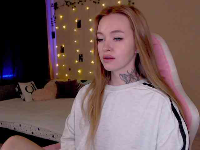NaughtyMable webcam