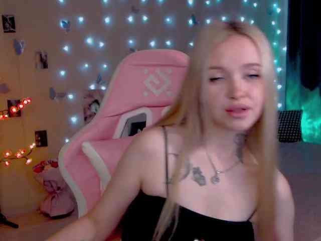 NaughtyMable webcam