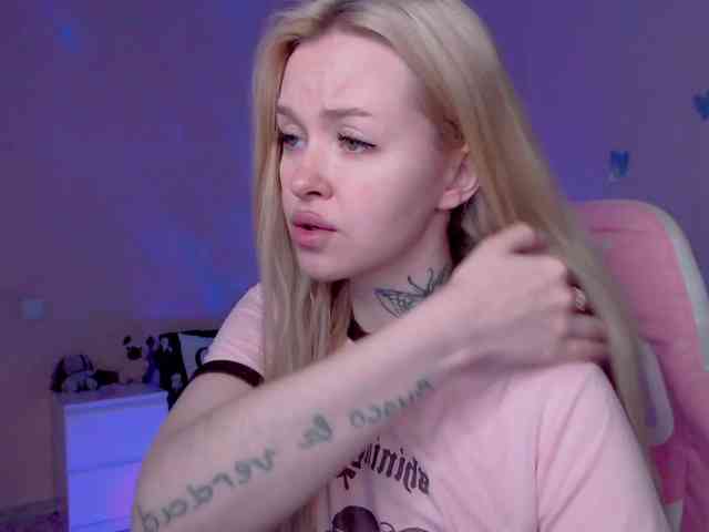 Модель: NaughtyMable