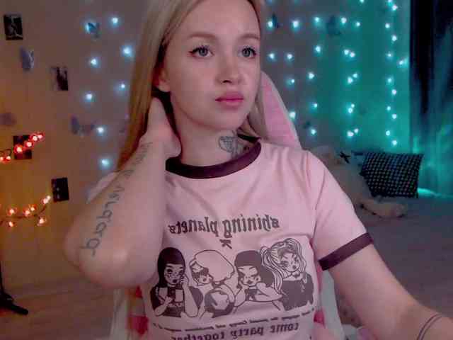 NaughtyMable webcam