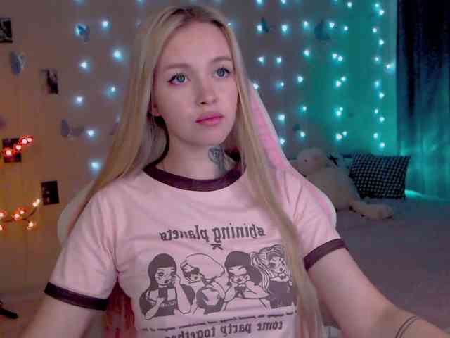 NaughtyMable webcam