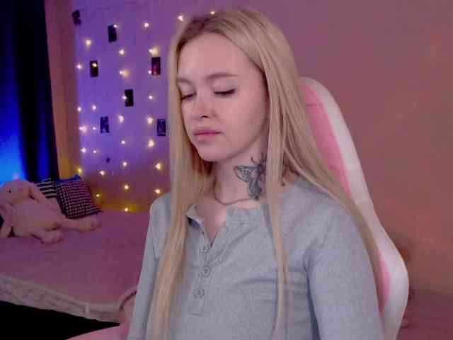 NaughtyMable webcam