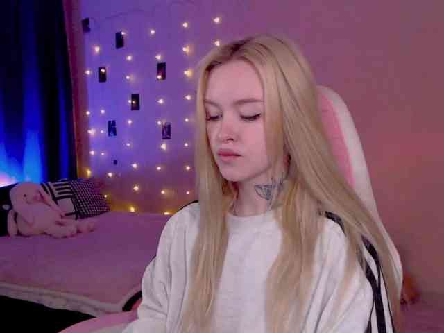 NaughtyMable webcam
