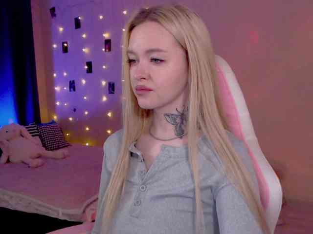 NaughtyMable webcam