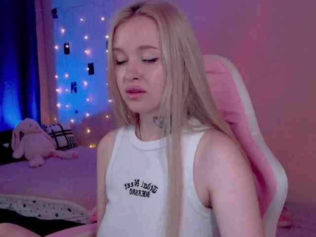 NaughtyMable webcam