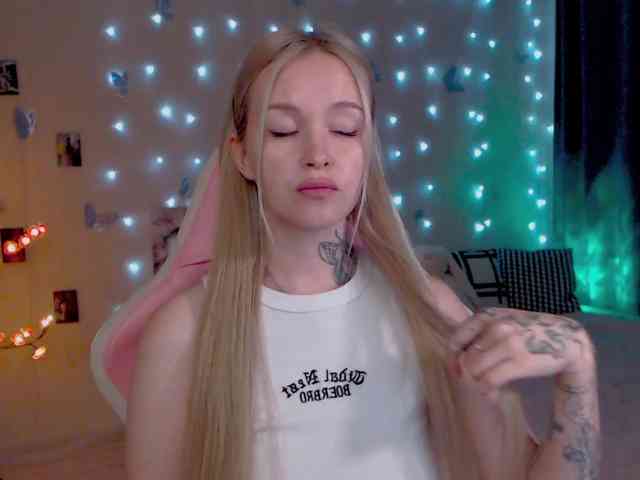 NaughtyMable webcam
