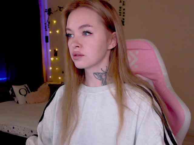 NaughtyMable webcam