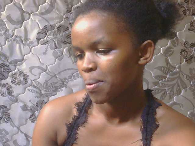 sexxynila live cam on BongaCams