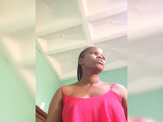sexxynila, en vivo ahora en BongaCams