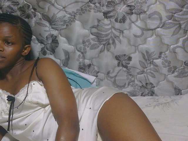 sexxynila live cam on BongaCams
