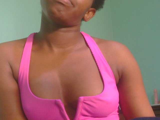 sexxynila live cam on BongaCams