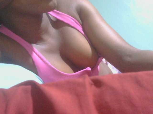 sexxynila live cam on BongaCams