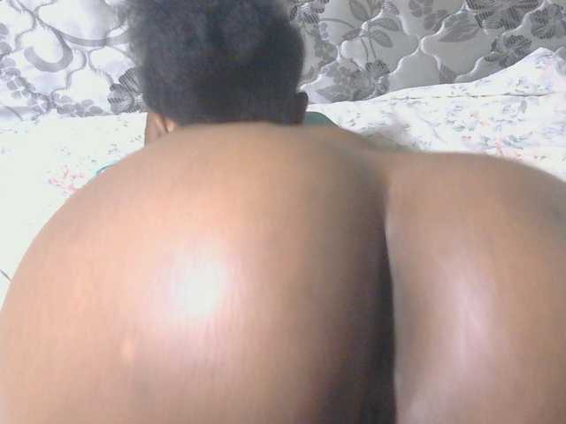 sexxynila live cam on BongaCams
