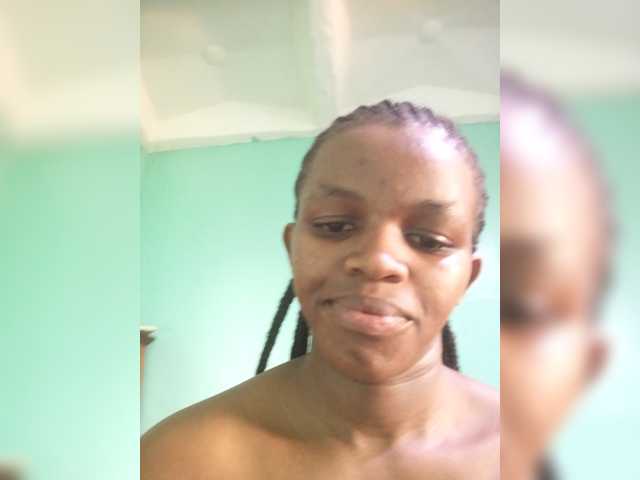 sexxynila, en vivo ahora en BongaCams