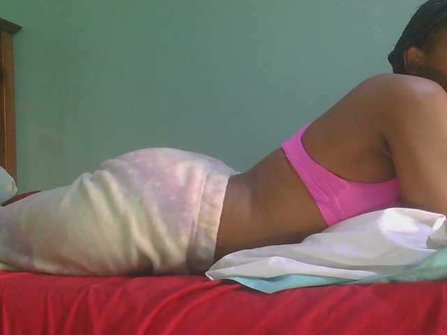 sexxynila live cam on BongaCams
