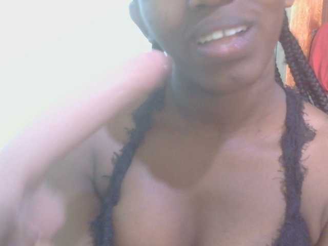 sexxynila live cam on BongaCams