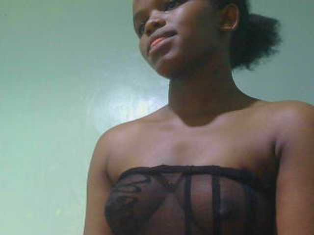 sexxynila live webcam show