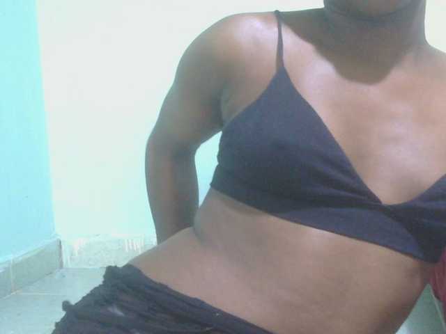 sexxynila live cam on BongaCams