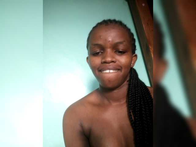 sexxynila live cam on BongaCams