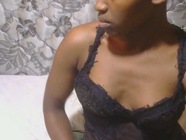 sexxynila live cam on BongaCams