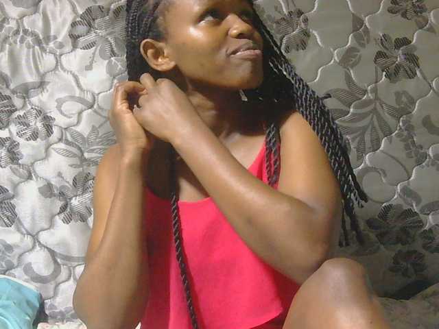 sexxynila live cam on BongaCams