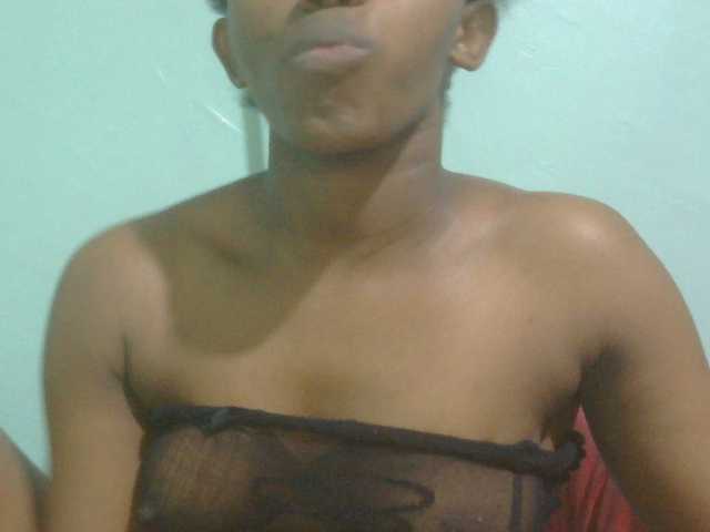 sexxynila live on BongaCams