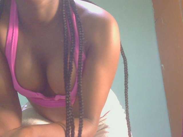 sexxynila live cam on BongaCams