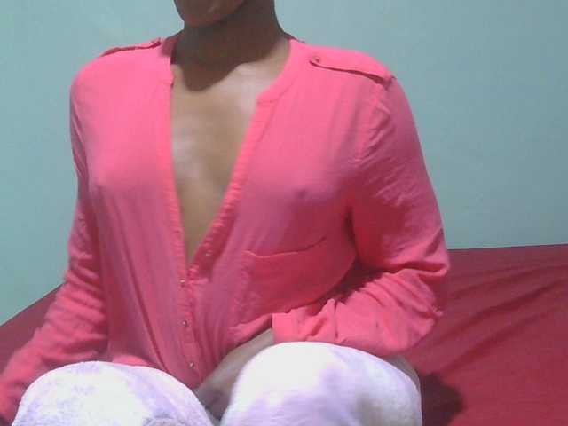 sexxynila live cam on BongaCams