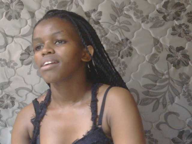 sexxynila live cam on BongaCams