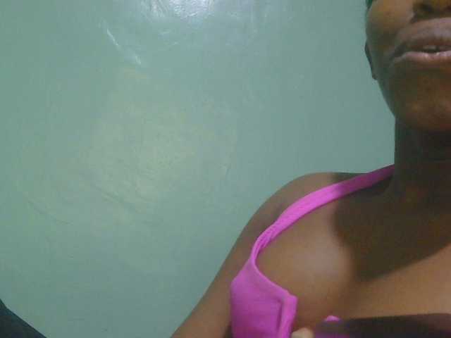sexxynila live cam on BongaCams