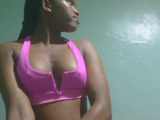 sexxynila live cam on BongaCams