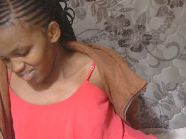 sexxynila live cam on BongaCams