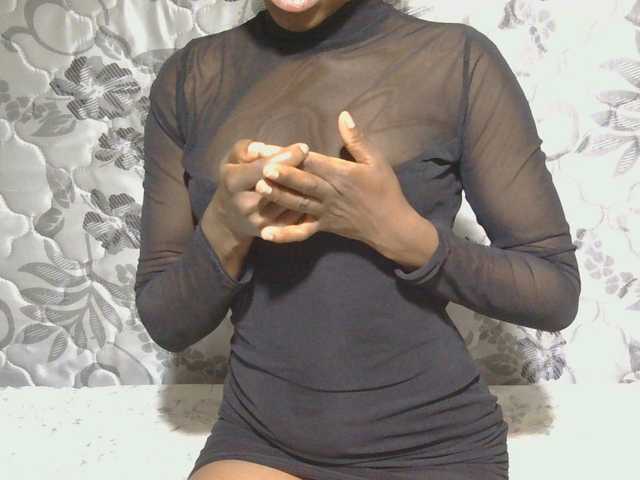 sexxynila's BongaCams show and profile