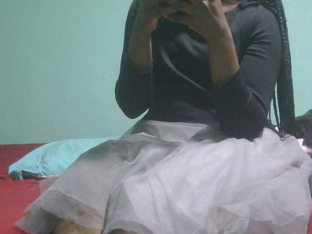 sexxynila — live female cam