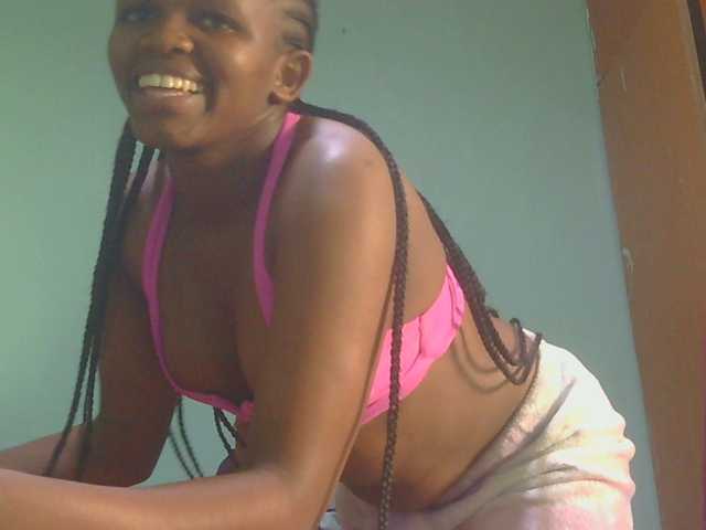 sexxynila live cam on BongaCams